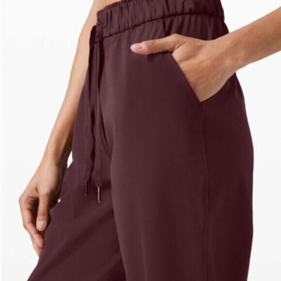 Lululemon Keep Moving Pant 7/8 High-Rise Cassis - Picture 2 of 7